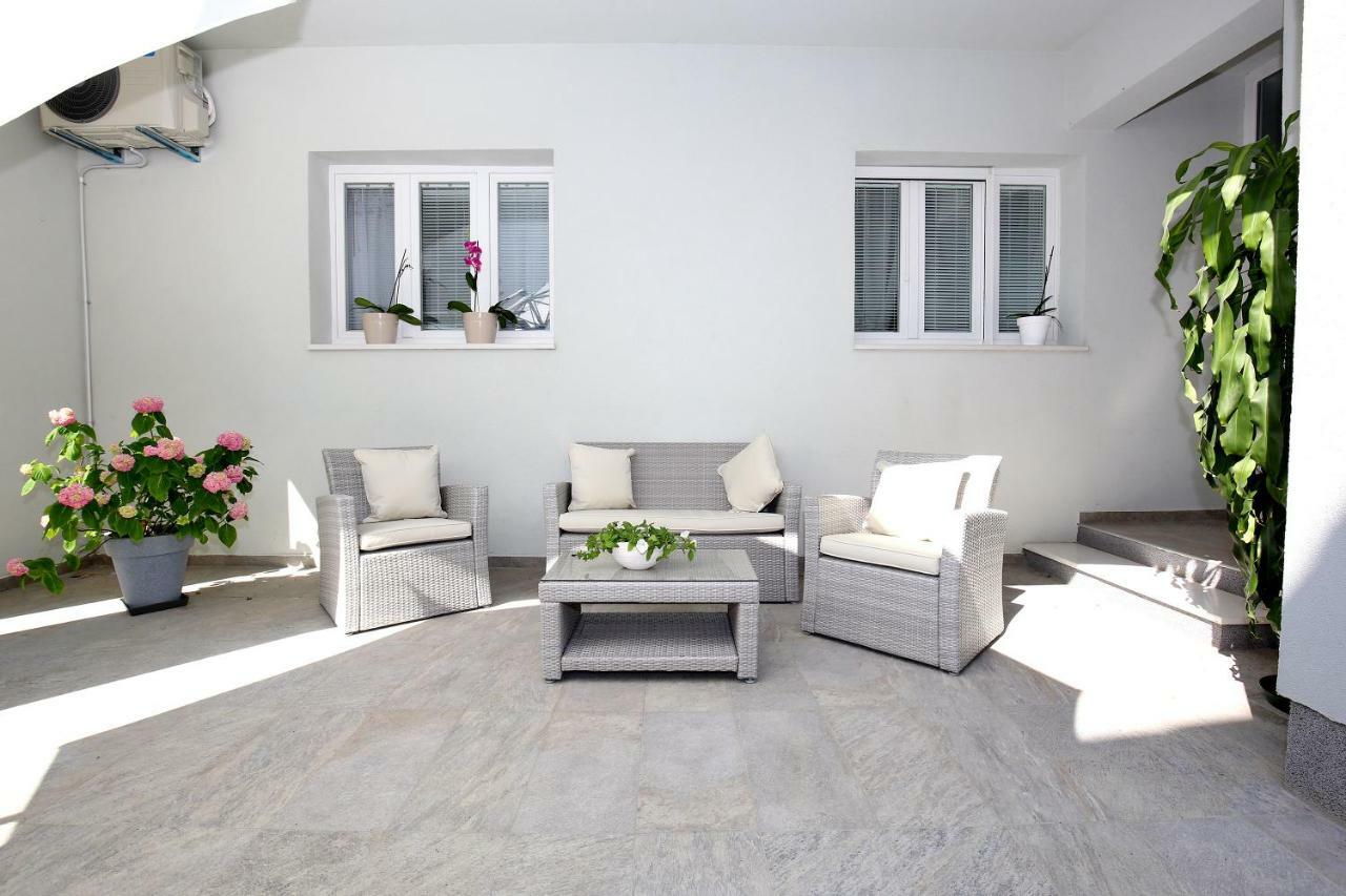 Apartments Ines Murter Luaran gambar