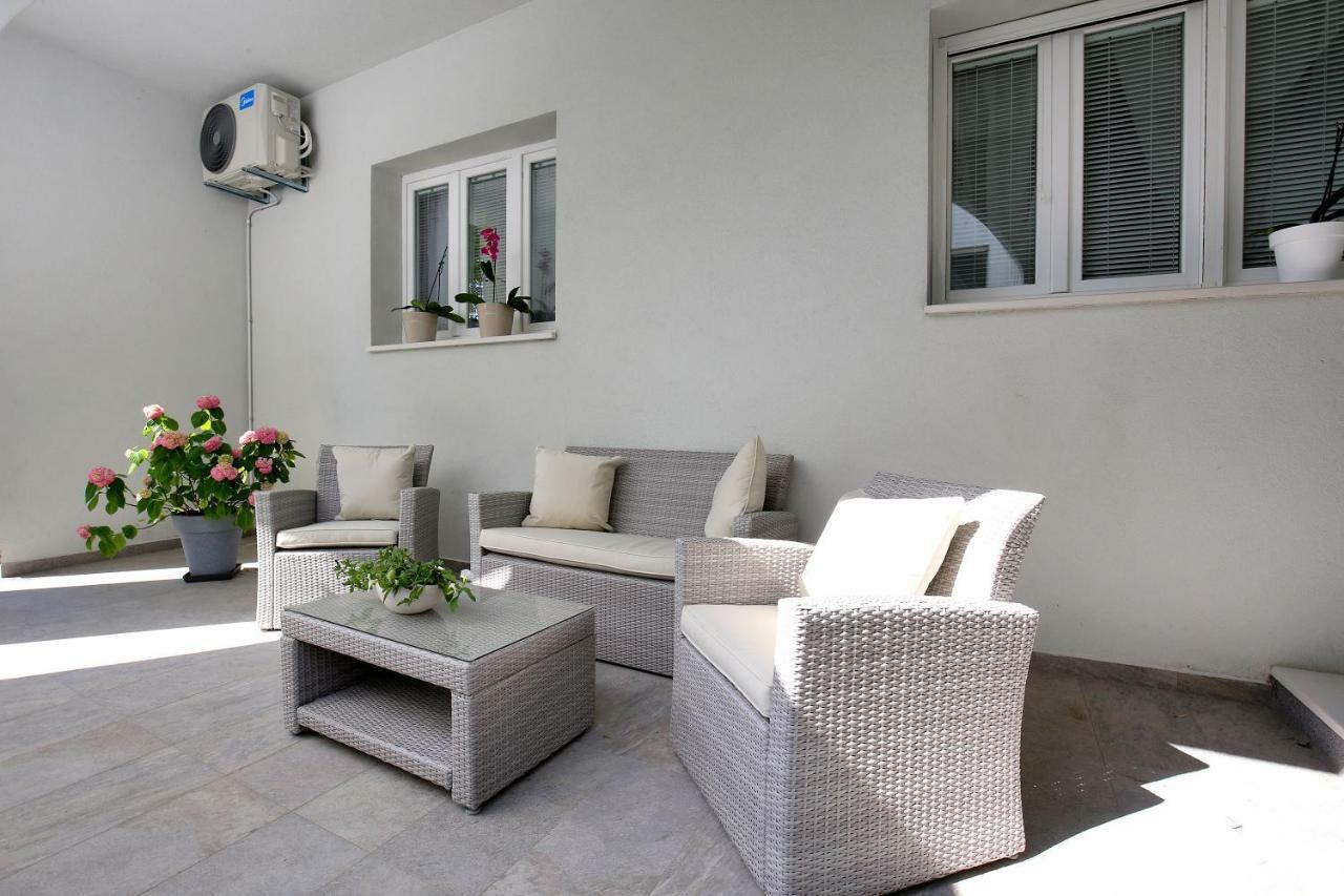 Apartments Ines Murter Luaran gambar