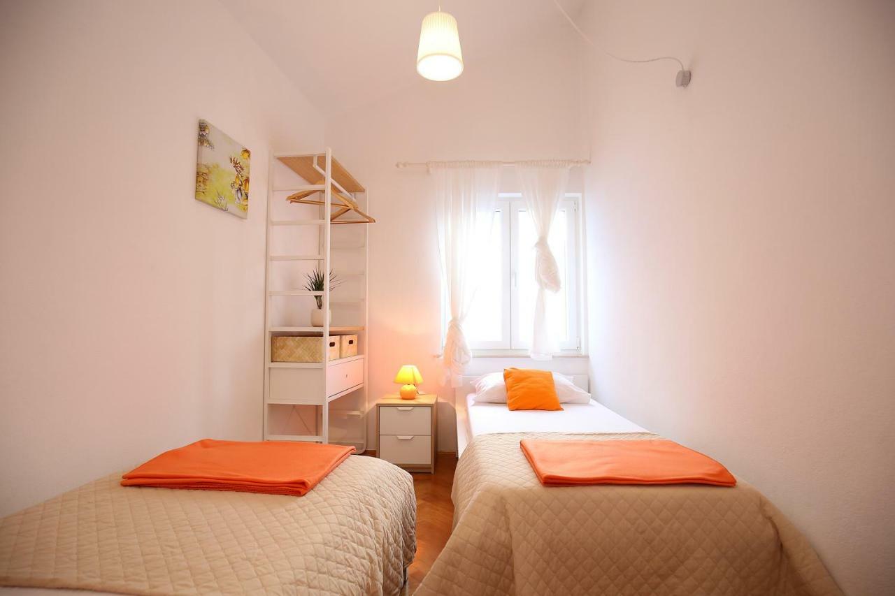 Apartments Ines Murter Luaran gambar