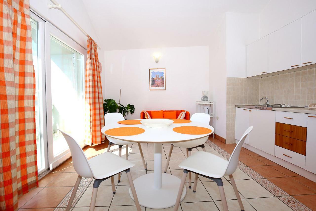 Apartments Ines Murter Luaran gambar