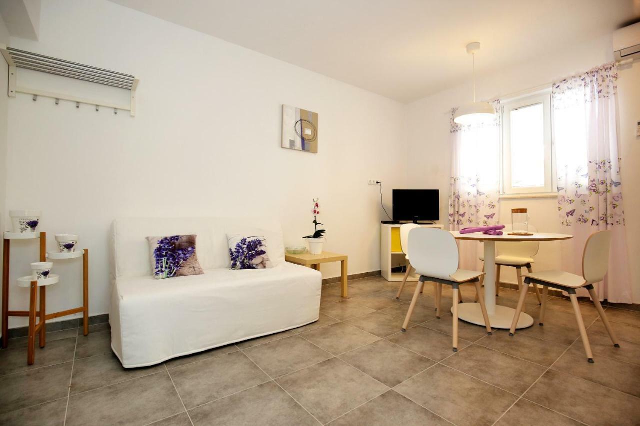 Apartments Ines Murter Luaran gambar